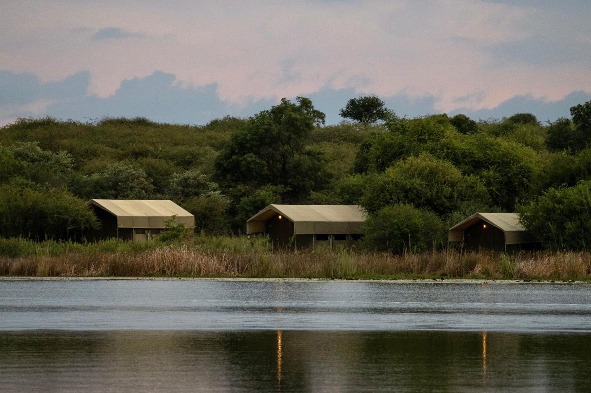 Little Mongena Tented Camp Klipdrift ภายนอก รูปภาพ
